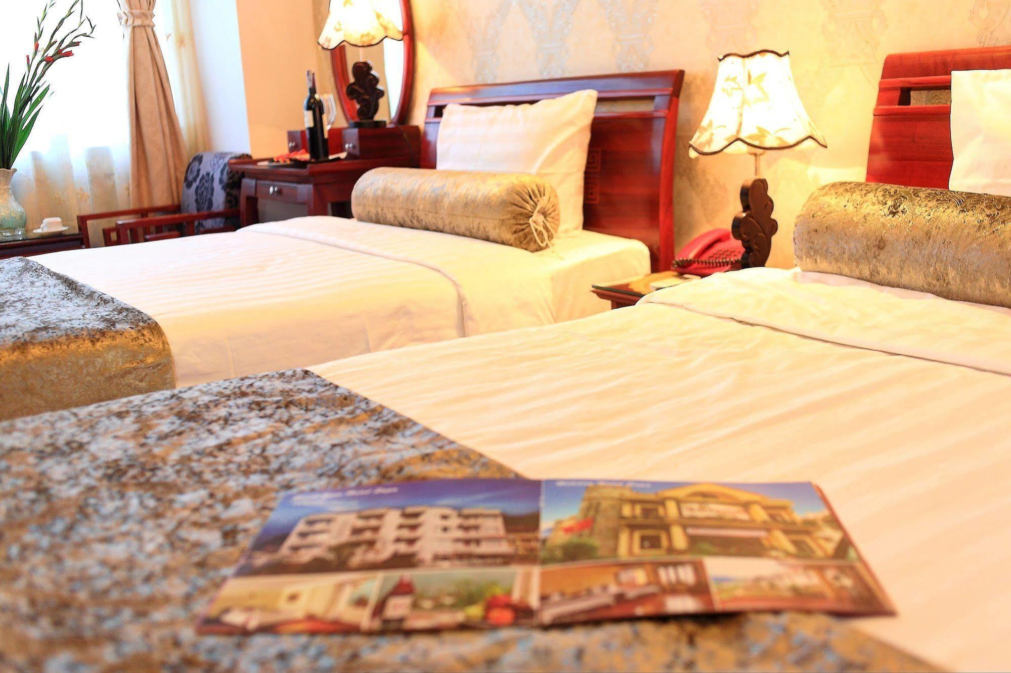Hanoi Luxury Hotel Exteriör bild